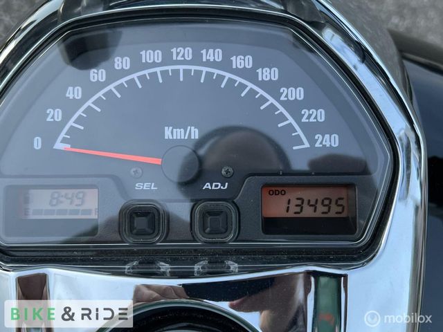 suzuki - m-1800-r-intruder