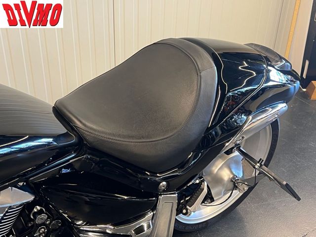 suzuki - m-1800-r-intruder