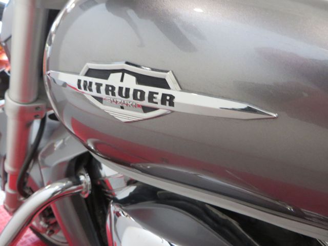 suzuki - m-1800-r-intruder