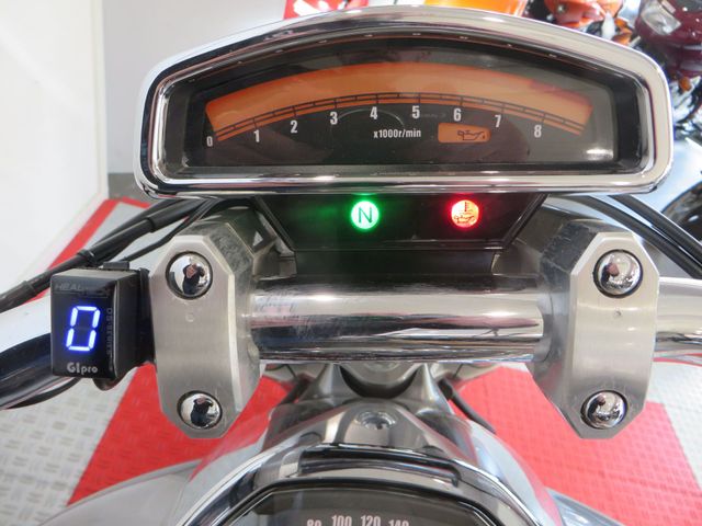 suzuki - m-1800-r-intruder