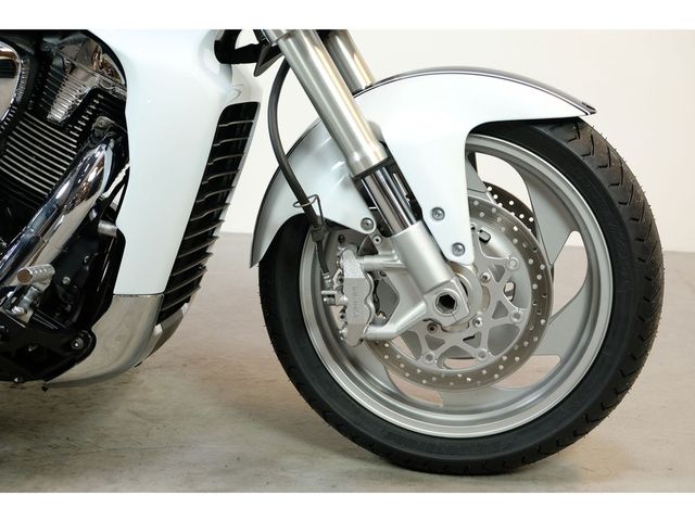 suzuki - m-1800-r-intruder