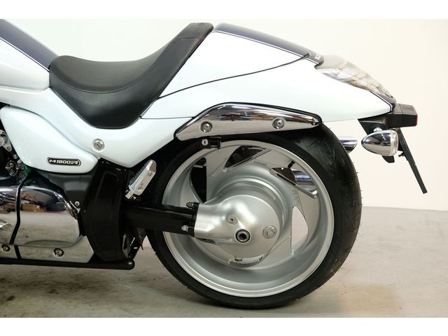 suzuki - m-1800-r-intruder