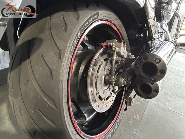 suzuki - m-1800-r-intruder