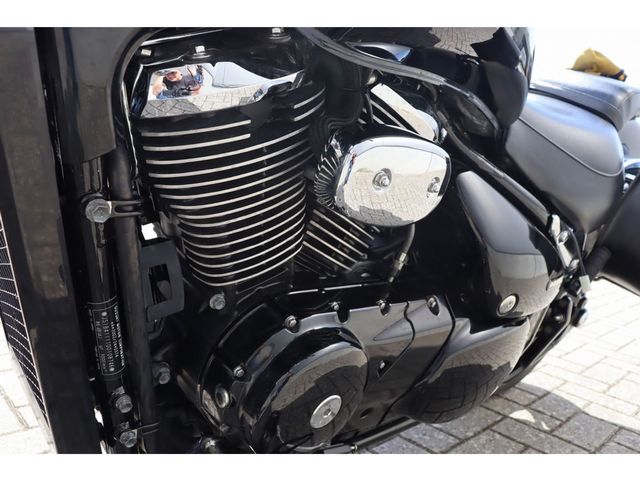 suzuki - new-intruder-m-800