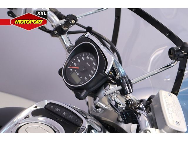 suzuki - new-intruder-m-800