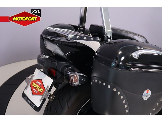 suzuki - new-intruder-m-800