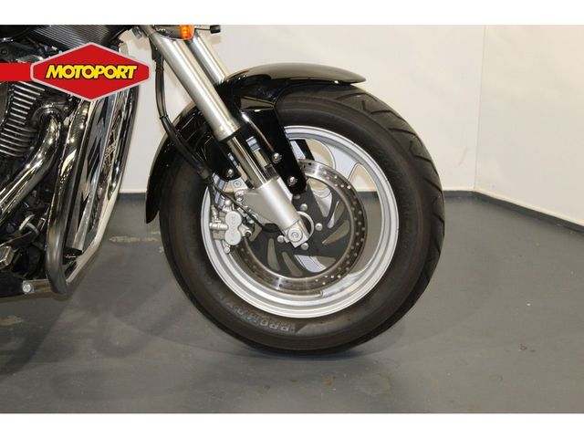 suzuki - new-intruder-m-800