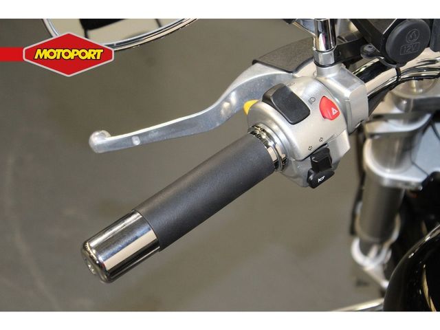 suzuki - new-intruder-m-800