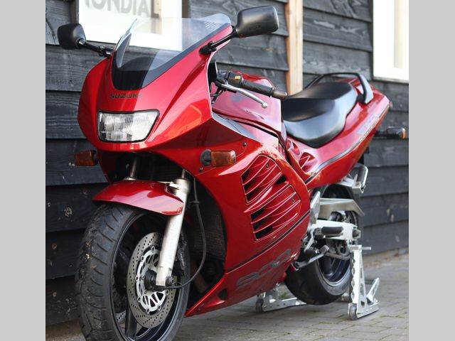 suzuki - rf-900-r