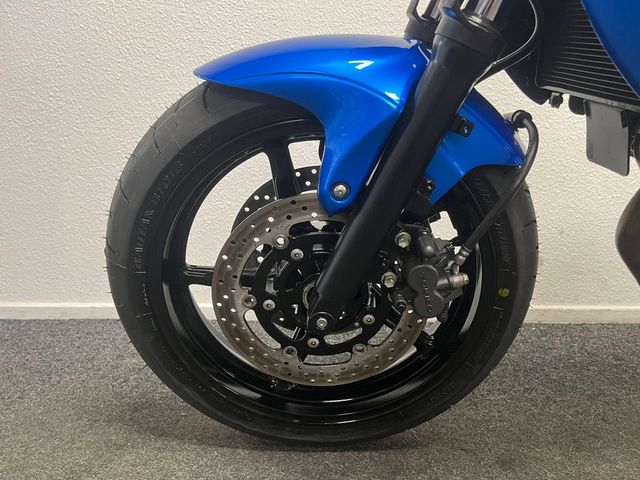 suzuki - sfv-650-gladius