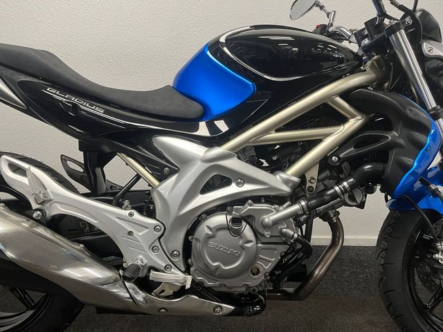 suzuki - sfv-650-gladius