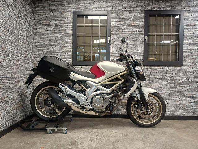 suzuki - sfv-650-gladius