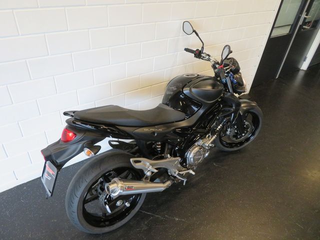 suzuki - sfv-650-gladius