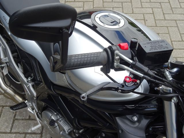 suzuki - sfv-650-gladius
