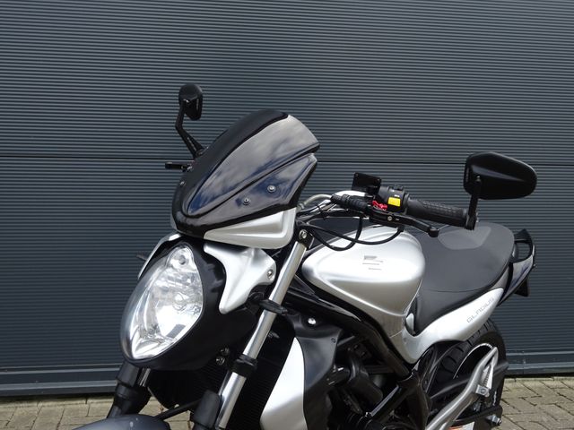 suzuki - sfv-650-gladius