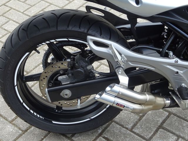 suzuki - sfv-650-gladius