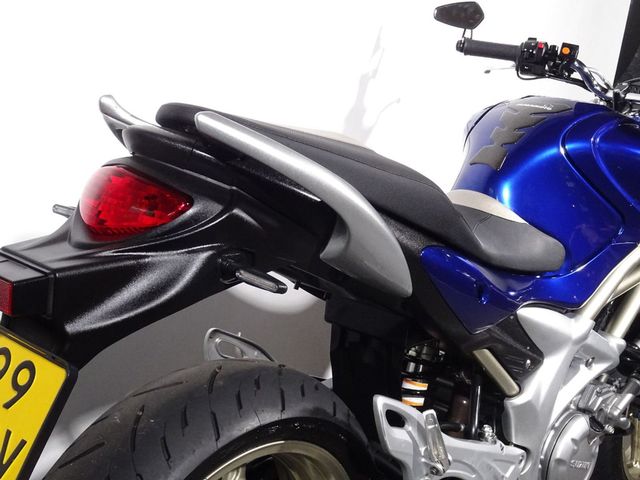 suzuki - sfv-650-gladius