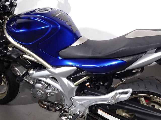suzuki - sfv-650-gladius
