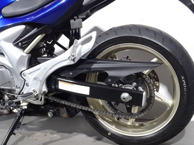 suzuki - sfv-650-gladius