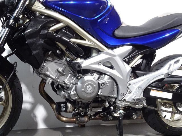 suzuki - sfv-650-gladius