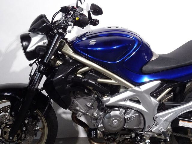 suzuki - sfv-650-gladius