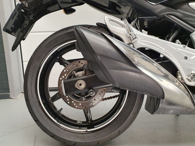 suzuki - sfv-650-gladius-abs