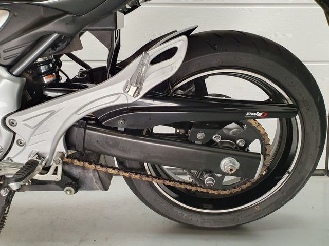 suzuki - sfv-650-gladius-abs