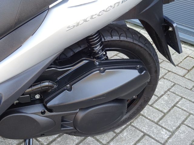 suzuki - sixteen-150