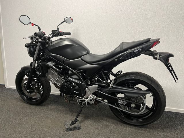 suzuki - sv-650-n-abs