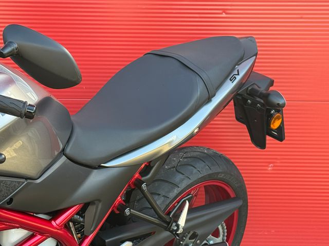 suzuki - sv-650-n-abs