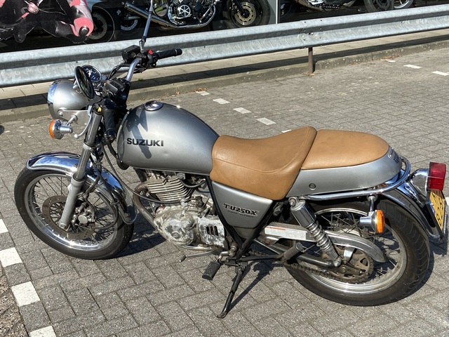 suzuki - tu-250-x