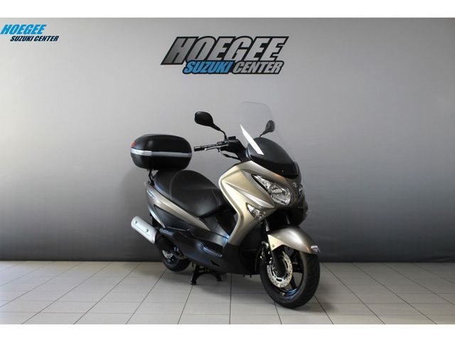 suzuki - uh-200