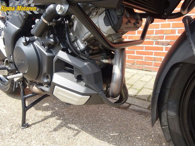 suzuki - v-strom-1000-abs