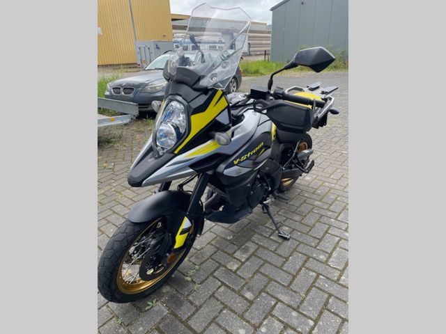 suzuki - v-strom-1000-abs-adventure