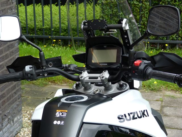 suzuki - v-strom-1050-a