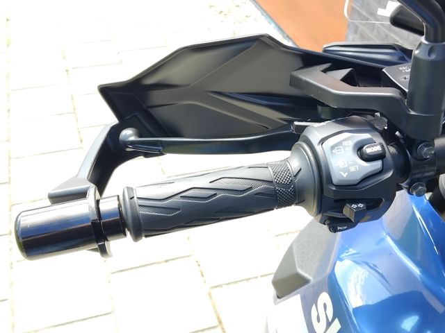 suzuki - v-strom-1050-a