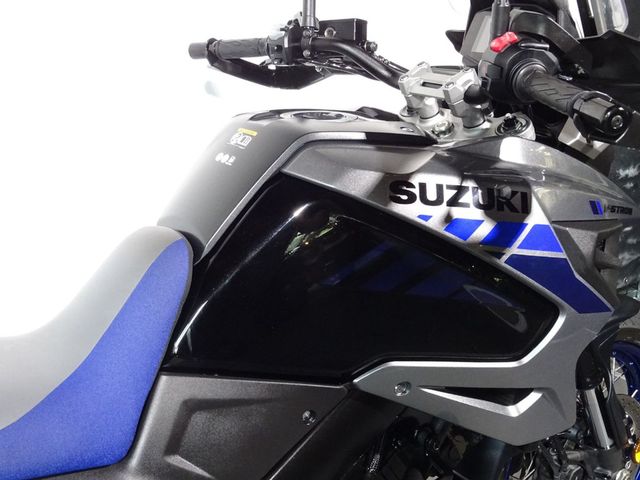 suzuki - v-strom-1050-xt