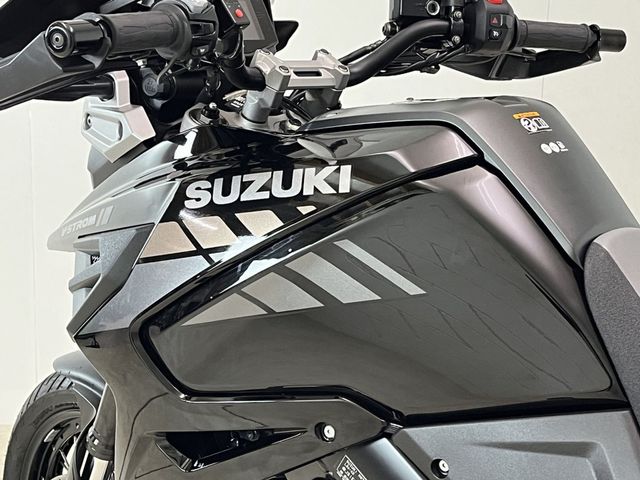 suzuki - v-strom-1050-xt