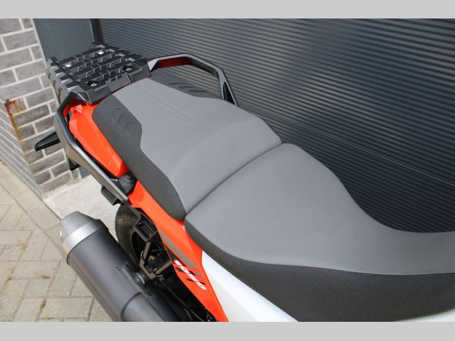 suzuki - v-strom-1050-xt