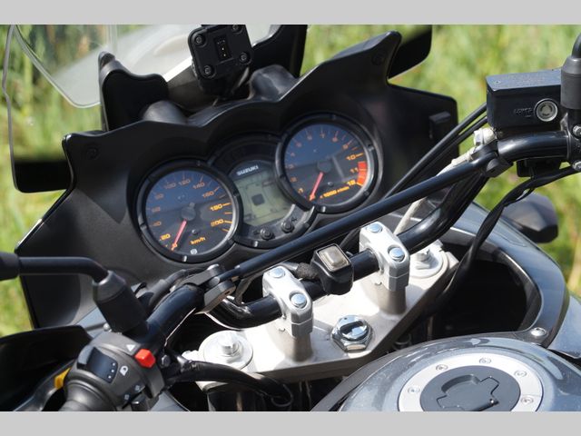 suzuki - v-strom-650