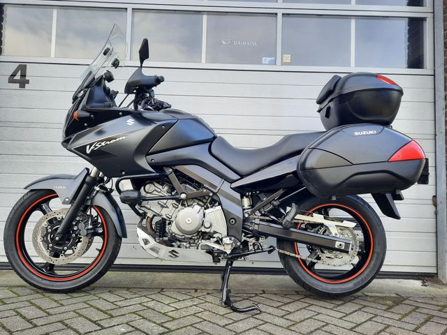 suzuki - v-strom-650-a-black