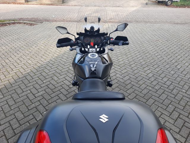 suzuki - v-strom-650-a-black