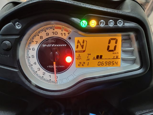 suzuki - v-strom-650-abs