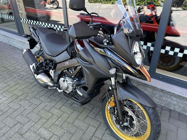 suzuki - v-strom-650-xta