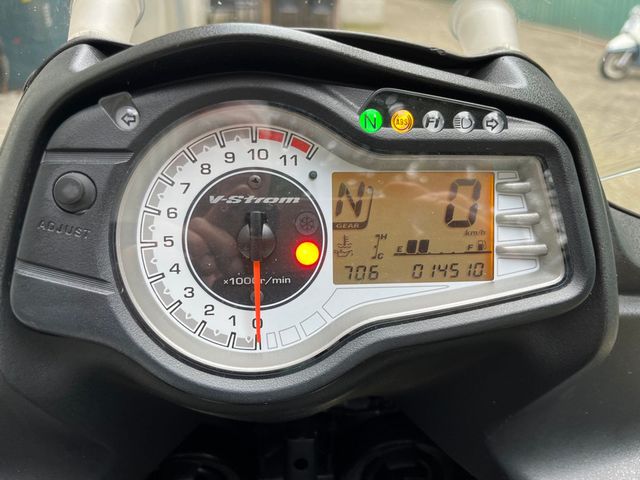 suzuki - v-strom-650-xta