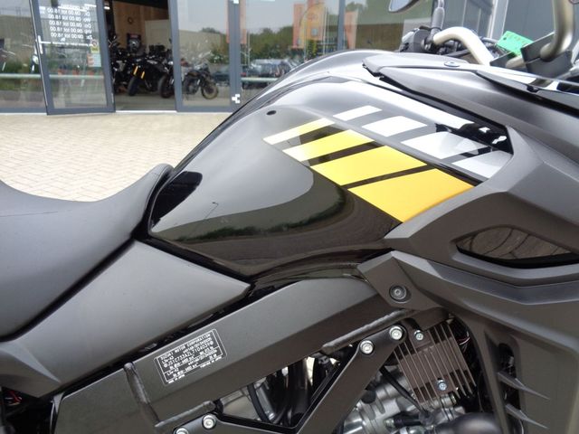 suzuki - v-strom-650-xta