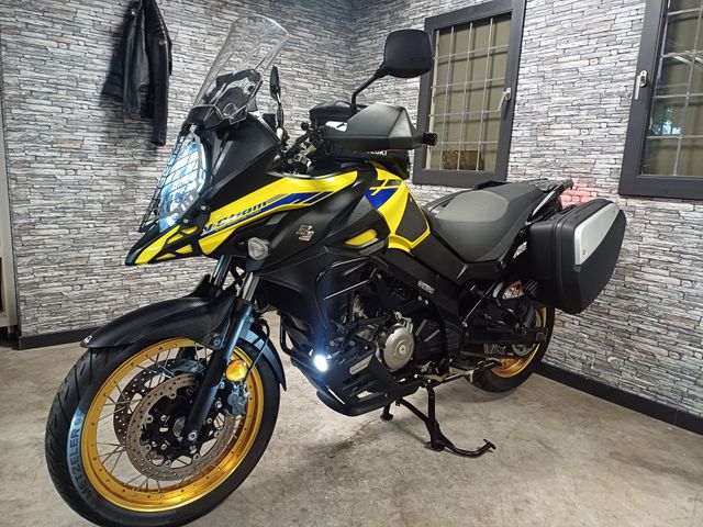 suzuki - v-strom-650-xta