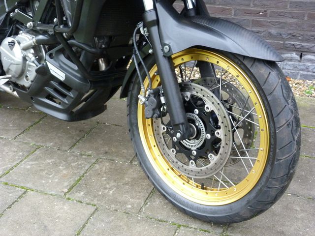 suzuki - v-strom-650-xta