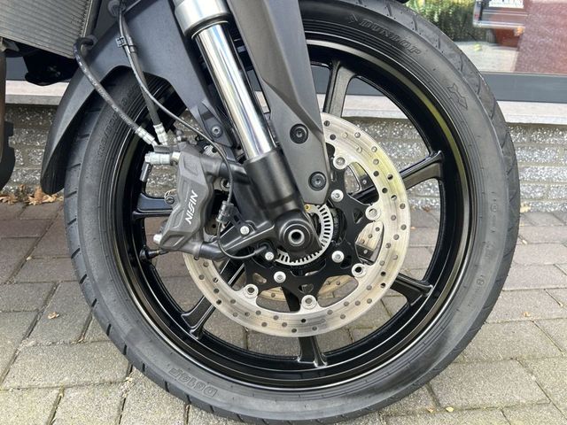 suzuki - v-strom-800