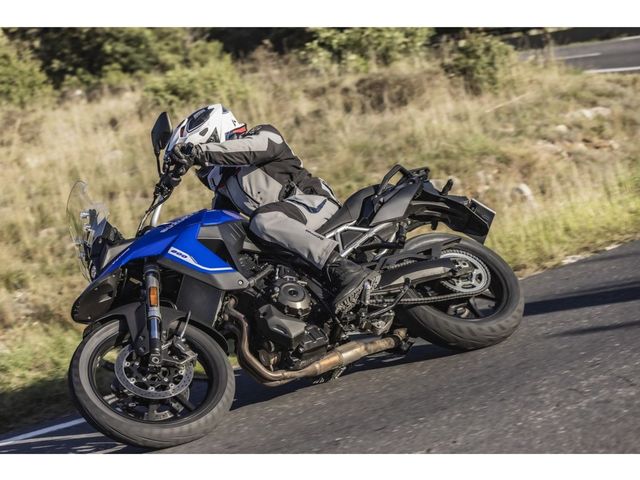 suzuki - v-strom-800